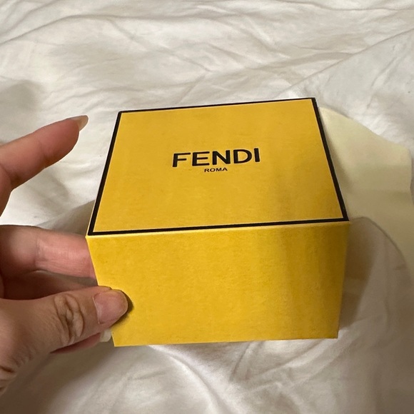 Fendi Silver Crystal-Embellished Watch main image 4